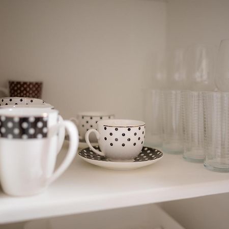 White Provance Apartment Torun Exterior photo