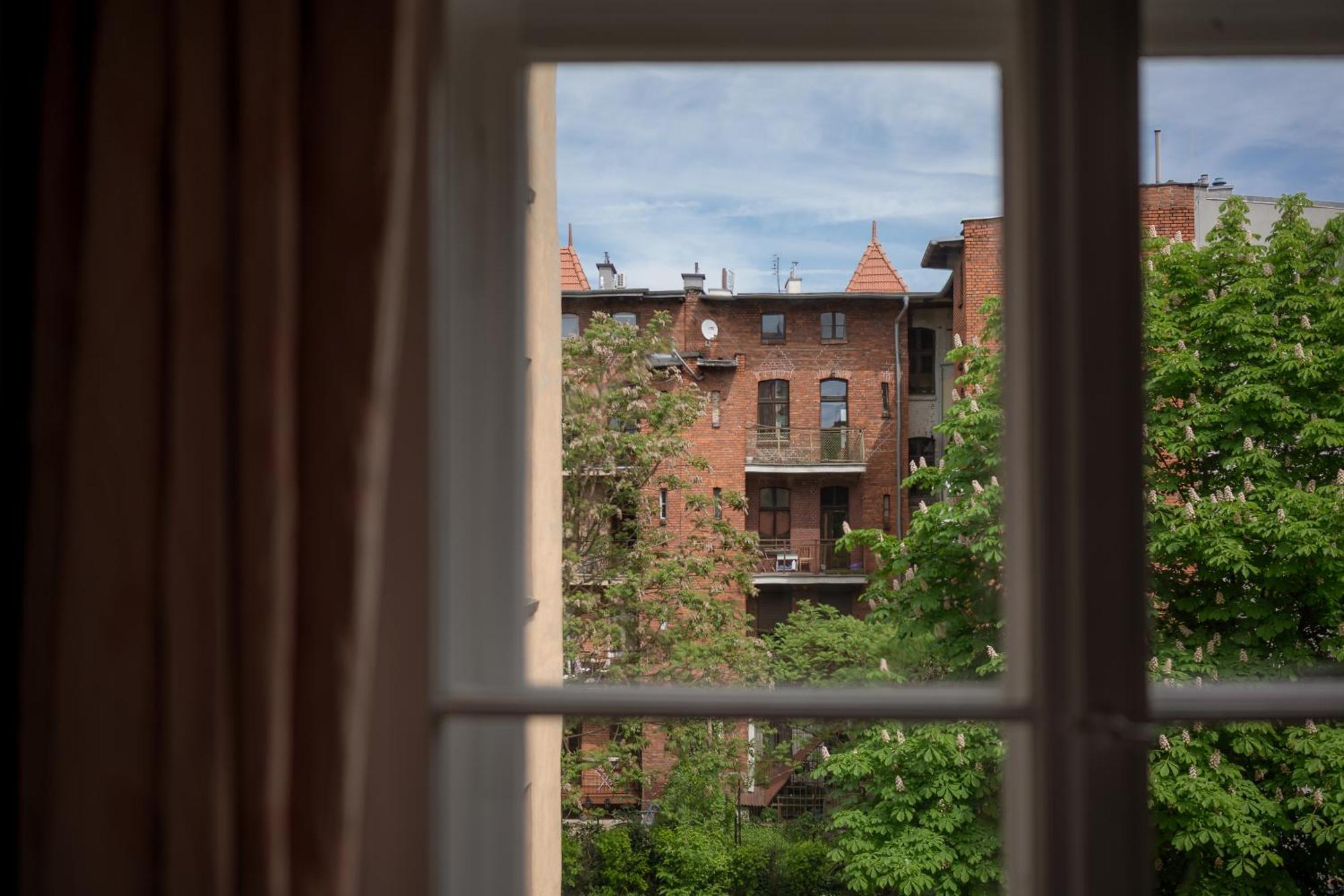 White Provance Apartment Torun Exterior photo